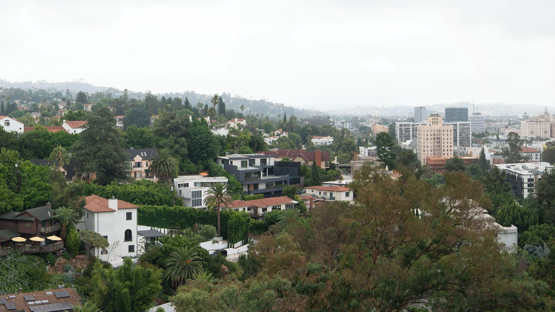 8 Central Hotels Near Griffith Observatory for Easy LA Access