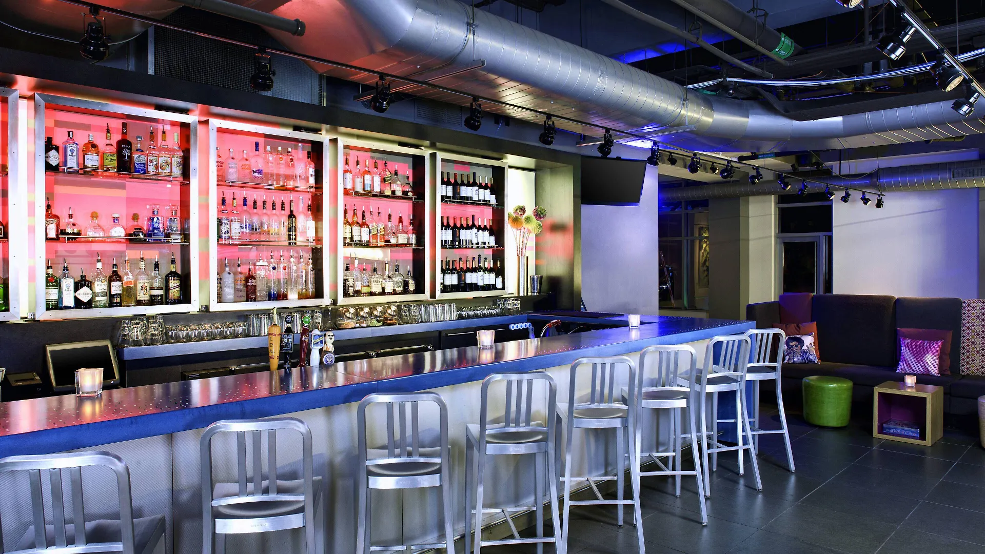 4 Smart Hotels In Downtown Cleveland Worth Booking