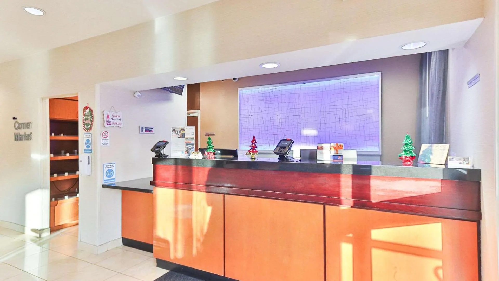 5 Airport Hotels Near North Harris Montgomery CC Worth Booking