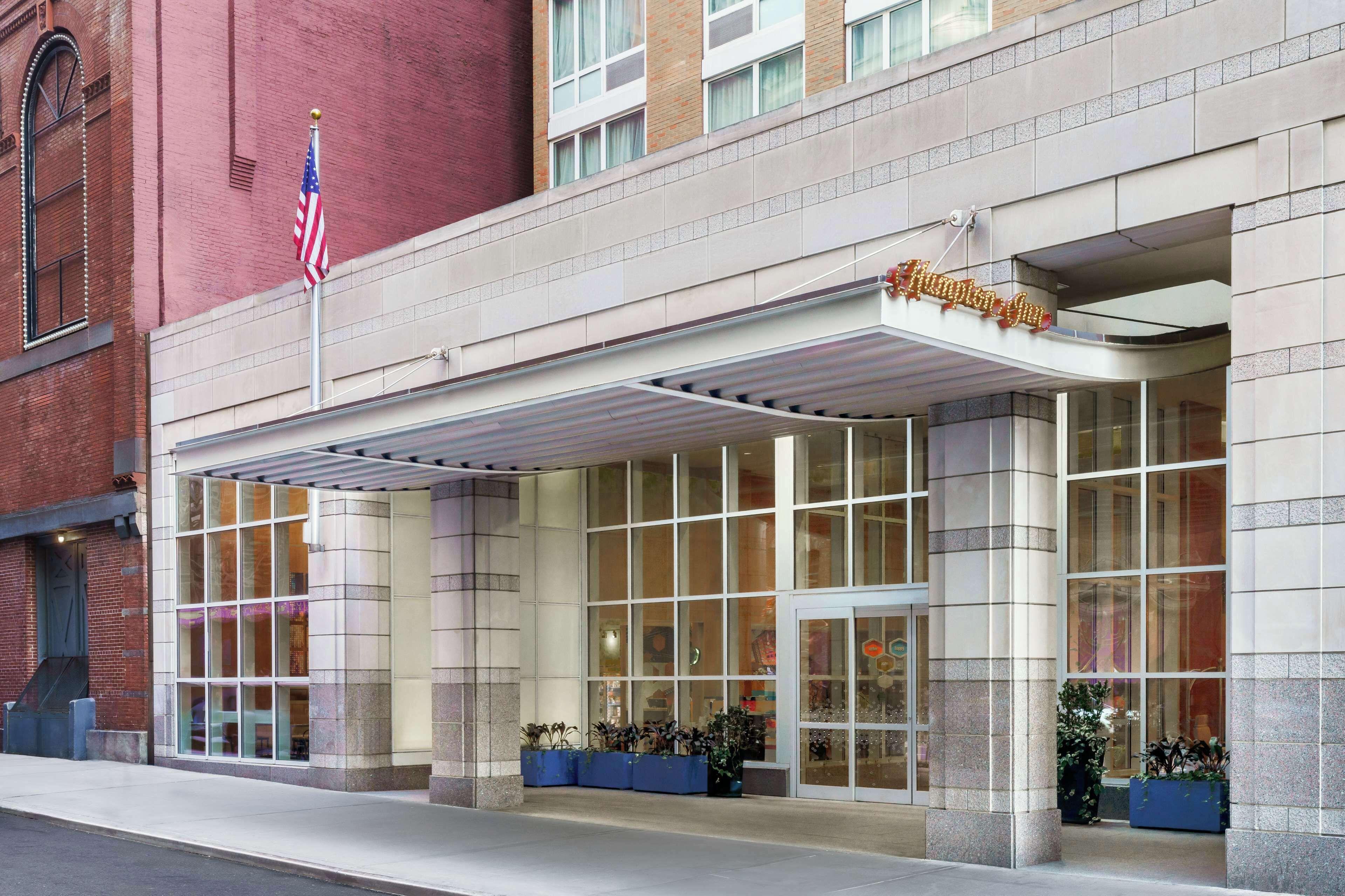 4 Family-Friendly Hotels in Broadway Theater District Worth Booking