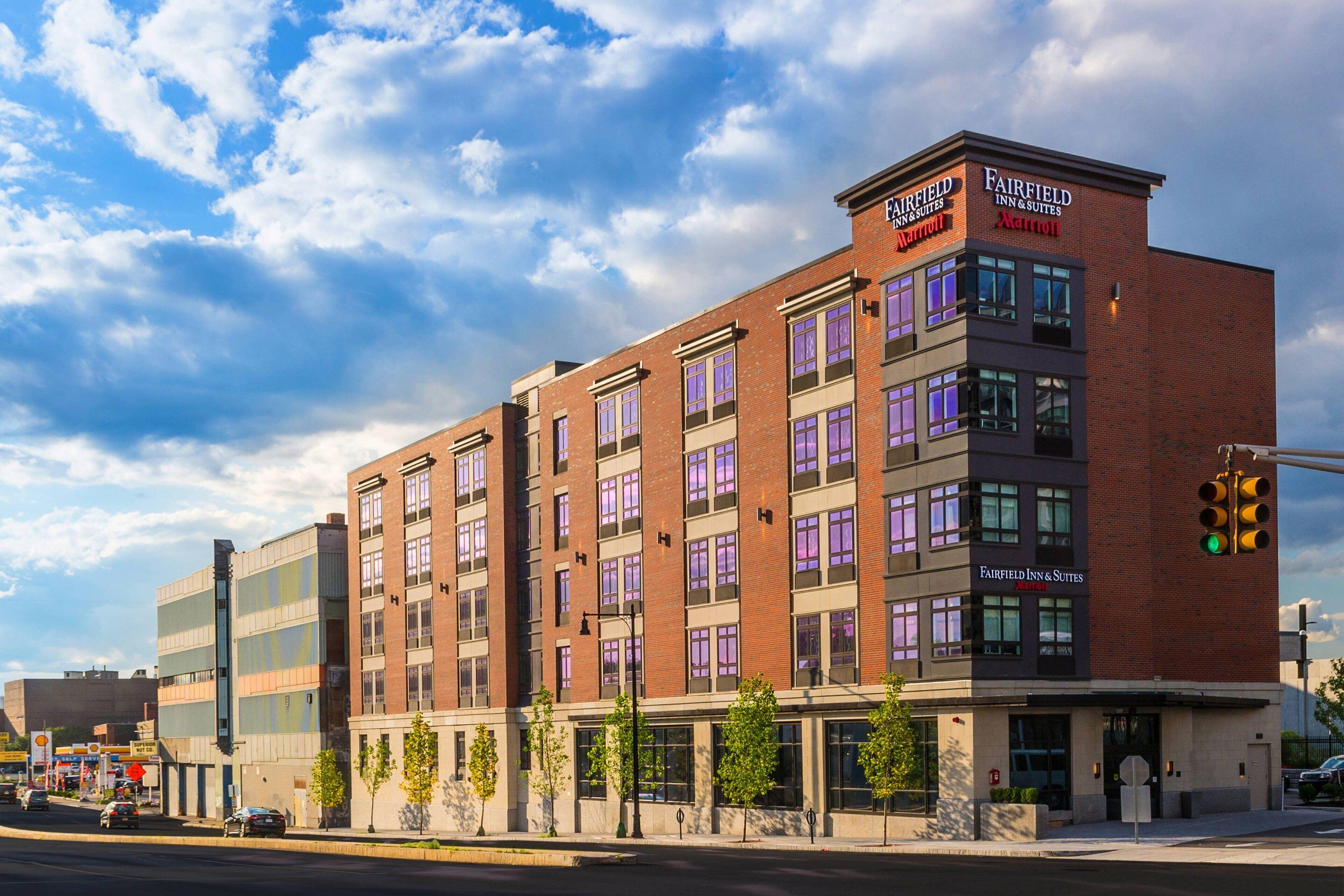 Staying Near Charles River Esplanade: 8 Business Hotels Compared