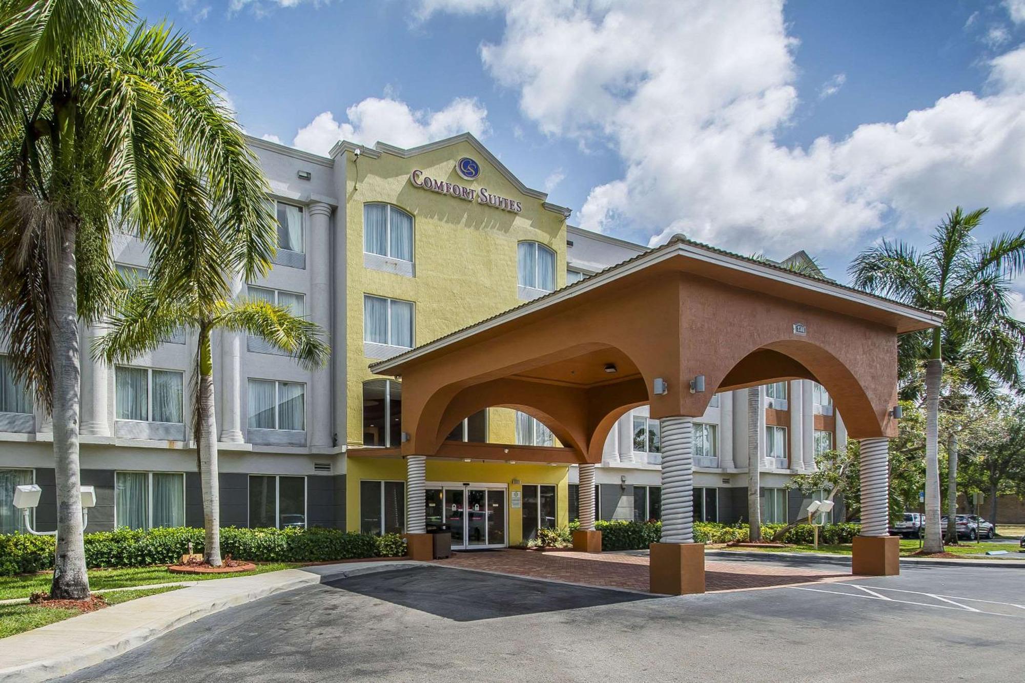 4 Solid 3-Star Hotels Close to Lauderhill Parks and Recreation