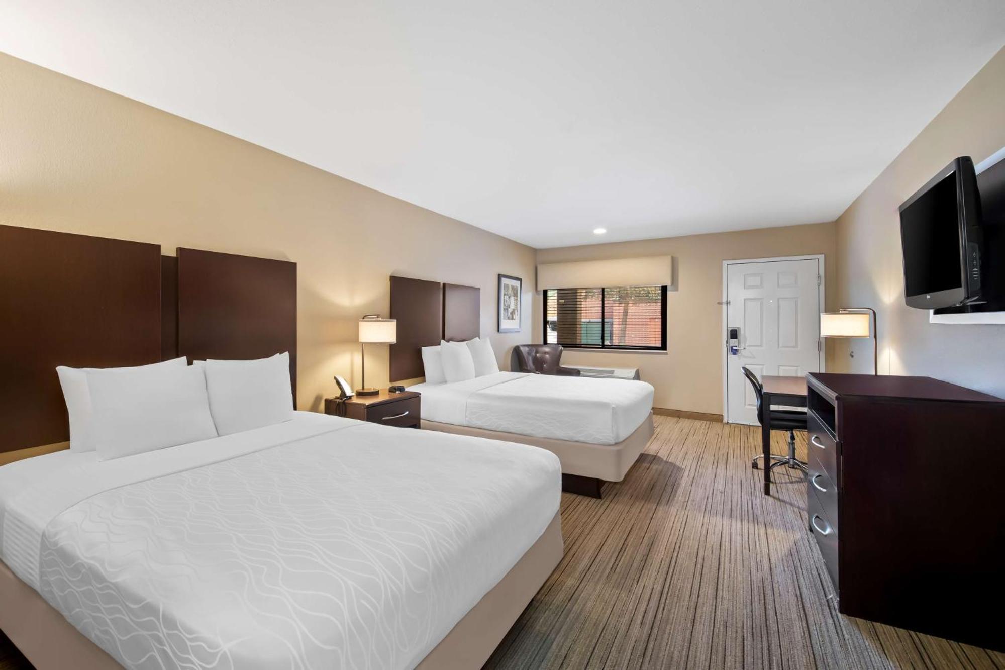 4 Top 3-Star Hotels Near Round Rock Roller Rink for Easy Access