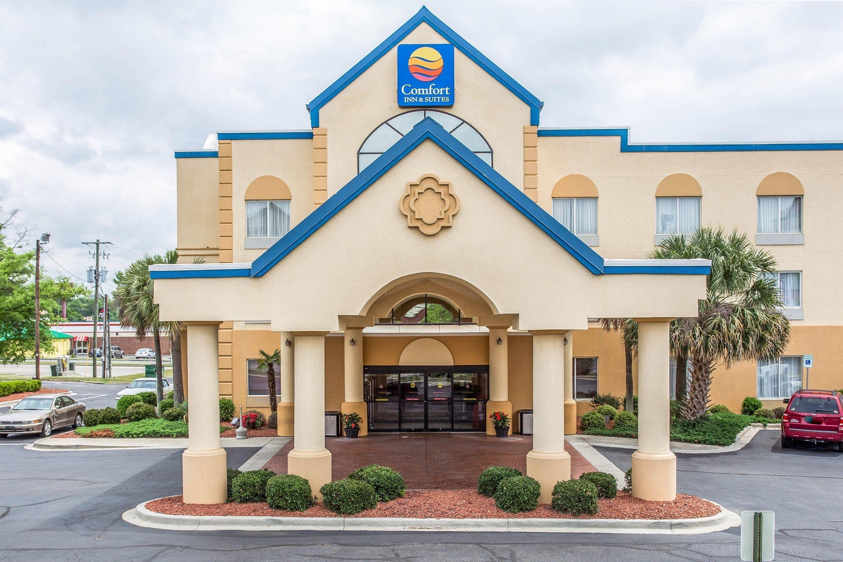 Where to Stay Near Healthsouth Rehab Hospital: 5 Best 3-Star Hotels